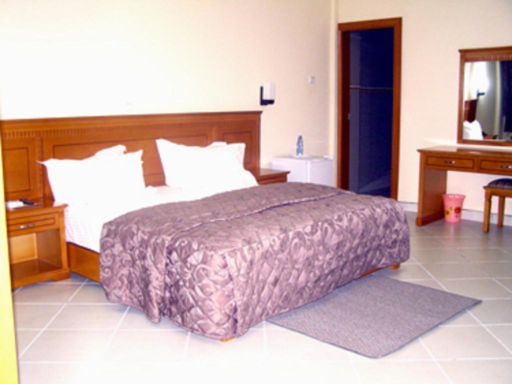 Sunset Hotel Kumasi Kamer foto